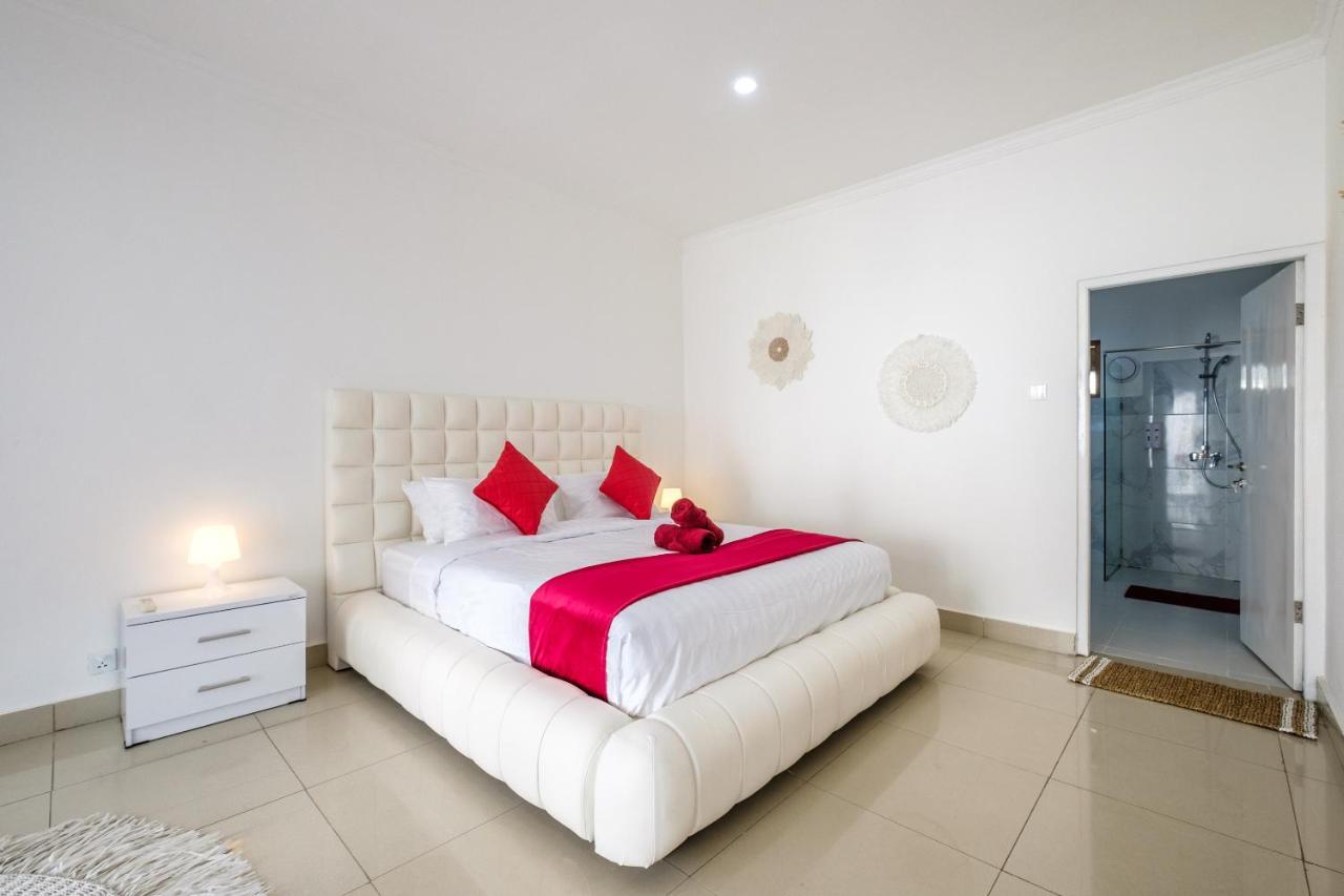 Luxury Minimalist Villa White Angel In Seminyak ภายนอก รูปภาพ