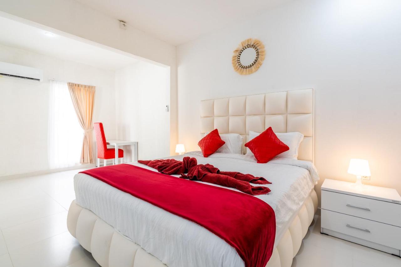 Luxury Minimalist Villa White Angel In Seminyak ภายนอก รูปภาพ