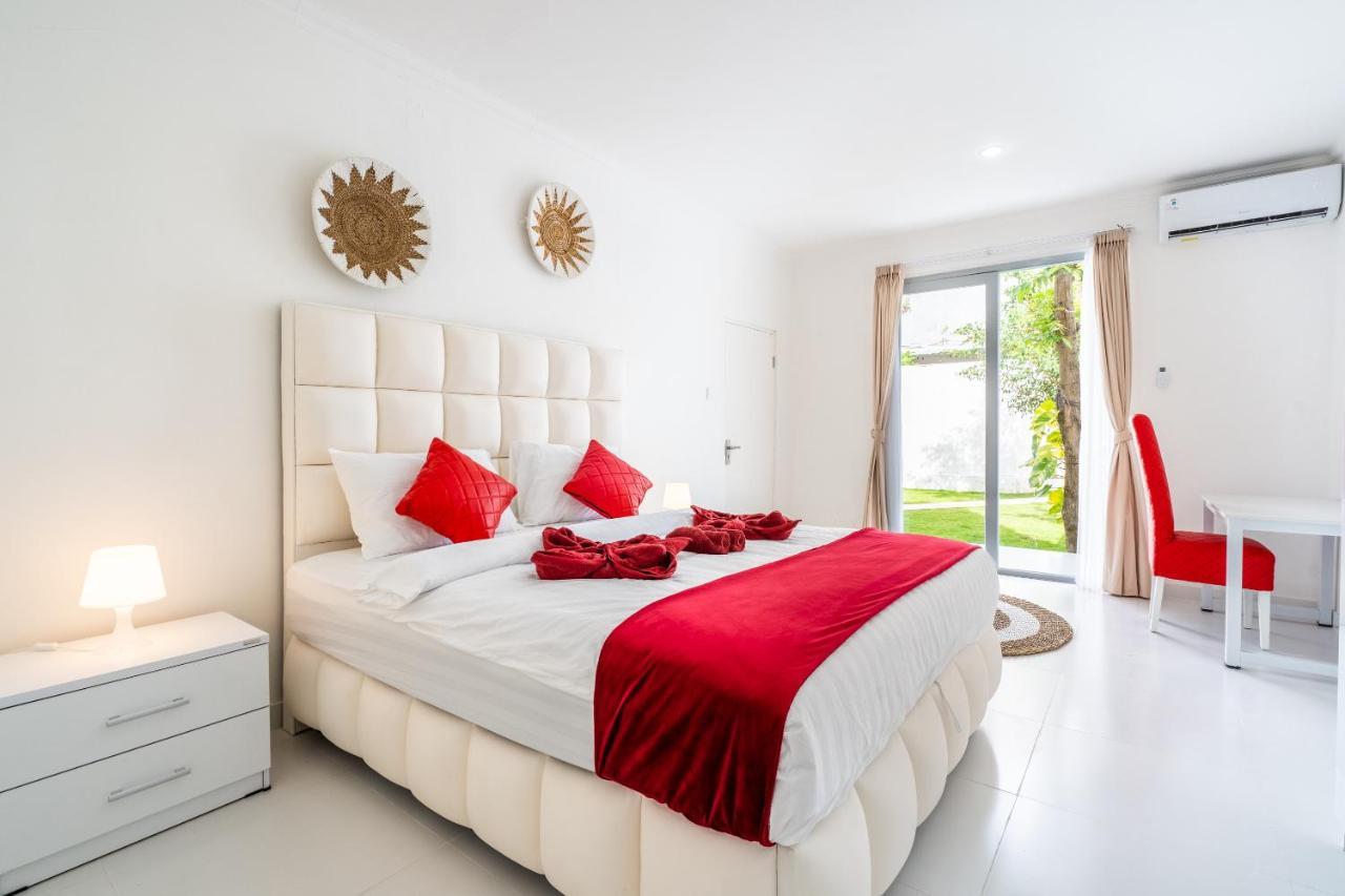 Luxury Minimalist Villa White Angel In Seminyak ภายนอก รูปภาพ