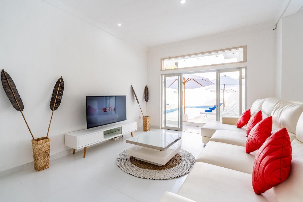 Luxury Minimalist Villa White Angel In Seminyak ภายนอก รูปภาพ