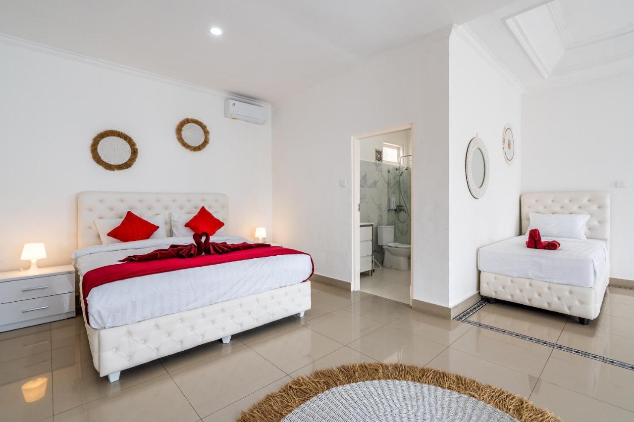Luxury Minimalist Villa White Angel In Seminyak ภายนอก รูปภาพ