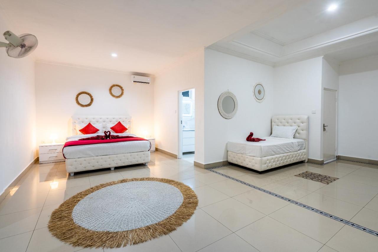 Luxury Minimalist Villa White Angel In Seminyak ภายนอก รูปภาพ