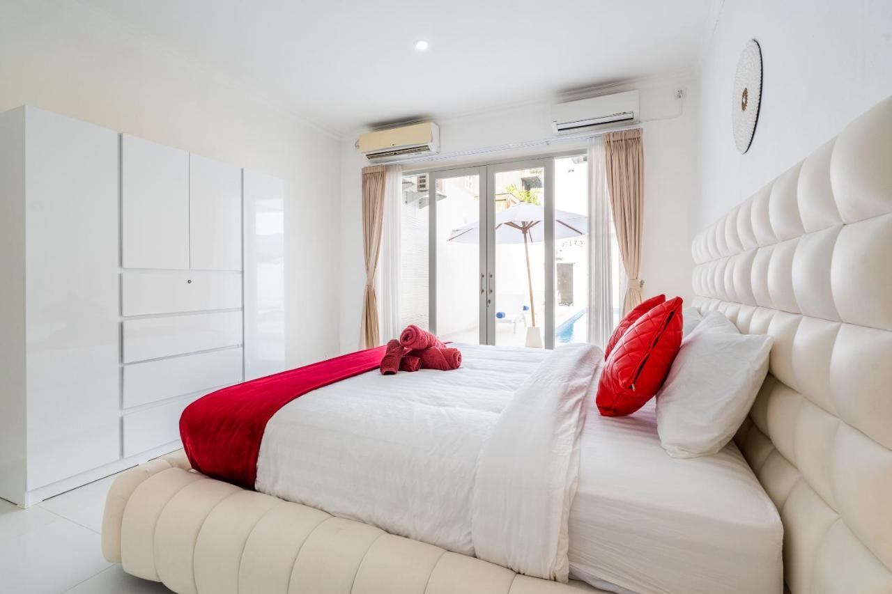 Luxury Minimalist Villa White Angel In Seminyak ภายนอก รูปภาพ