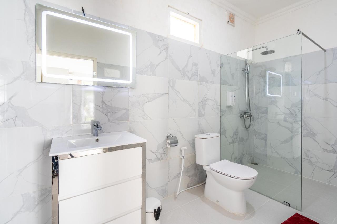Luxury Minimalist Villa White Angel In Seminyak ภายนอก รูปภาพ