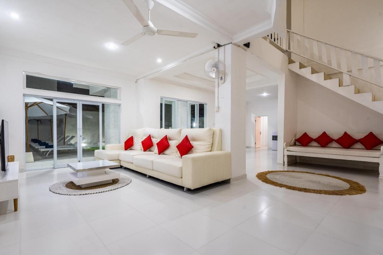 Luxury Minimalist Villa White Angel In Seminyak ภายนอก รูปภาพ